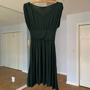 Nordstrom Soprano Forest Green Banded Waist Dress